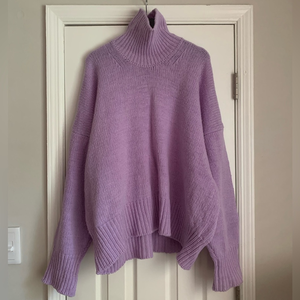 Babaa Turtleneck Jumper No. 17 in Violeta